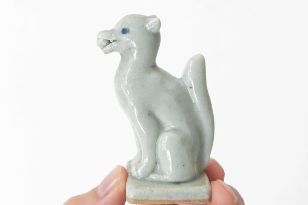 ラスト1体 白磁、 陶器の稲荷、狐 仏教美術 奉納、御深井焼 古伊万里?瀬戸呪物