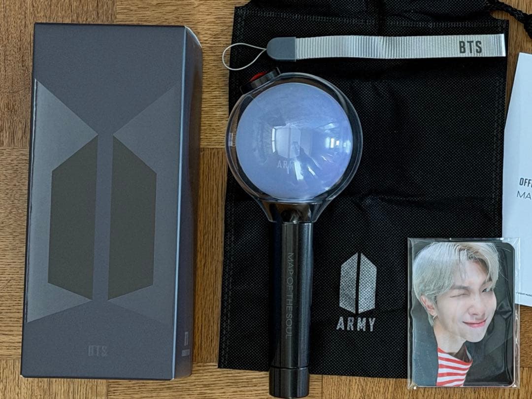 BTS 公式ペンライト アミボム ver.4 トレカ付き - メルカリ