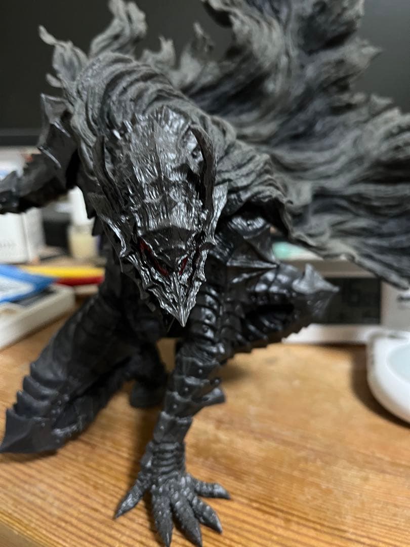 ベルセルク　一番くじ　A賞　本体、台座のみ ベルセルク」一番くじが待望の再販！A賞には狂戦士の甲冑を纏った