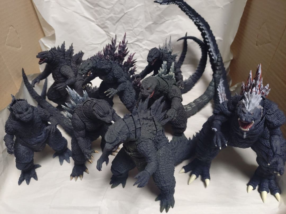 S.H.MonsterArts　ゴジラ　９体セット