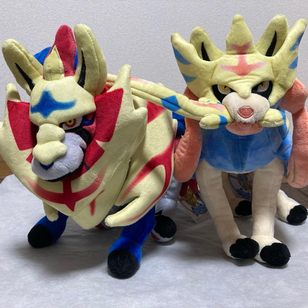 ポケモンセンター　ザシアン　ザマゼンダ　ぬいぐるみ 楽天市場】ポケモンセンターオリジナル ぬいぐるみ ザシアン 23×36×14