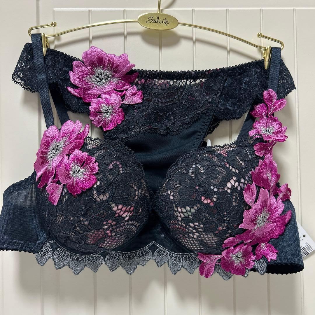 ワコール　サルート　ブラジャー　ショーツ　C75M