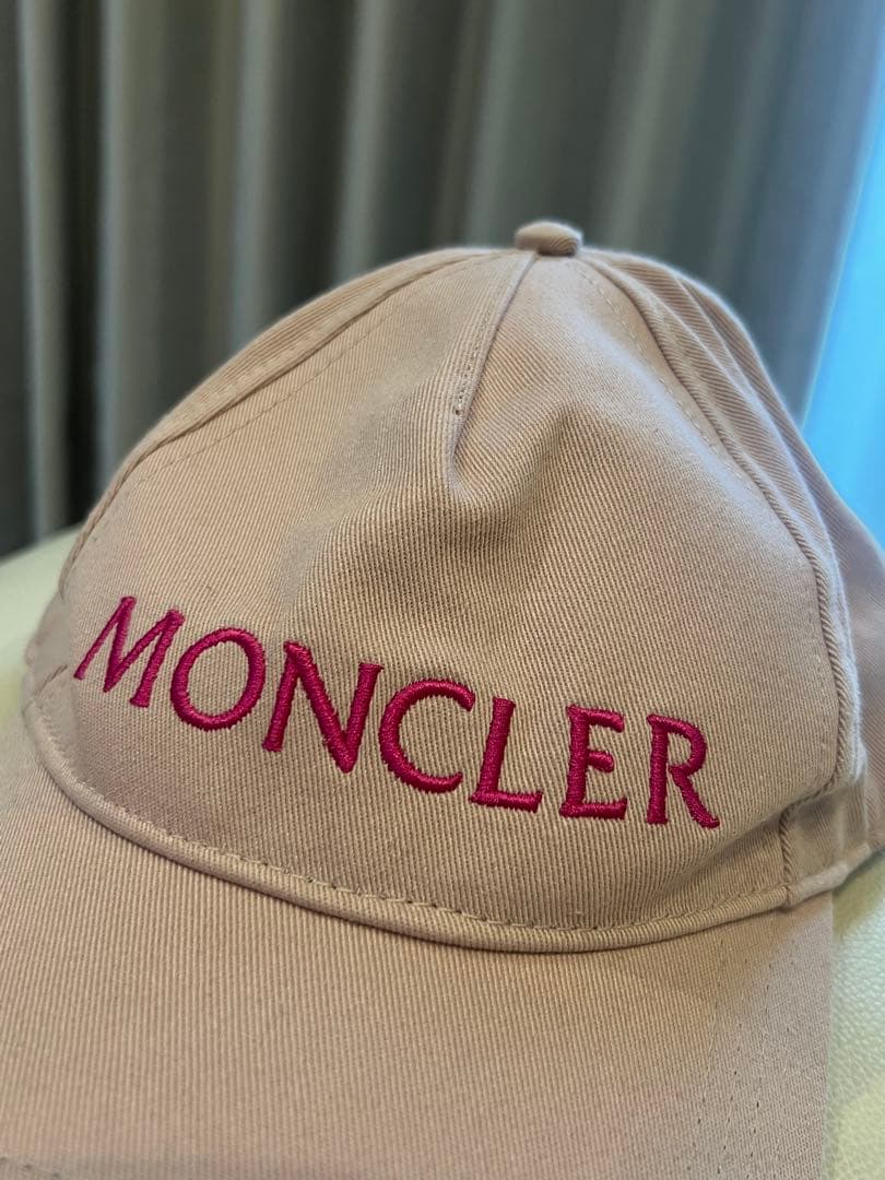 MONCLER ピンクキャップyuyuka