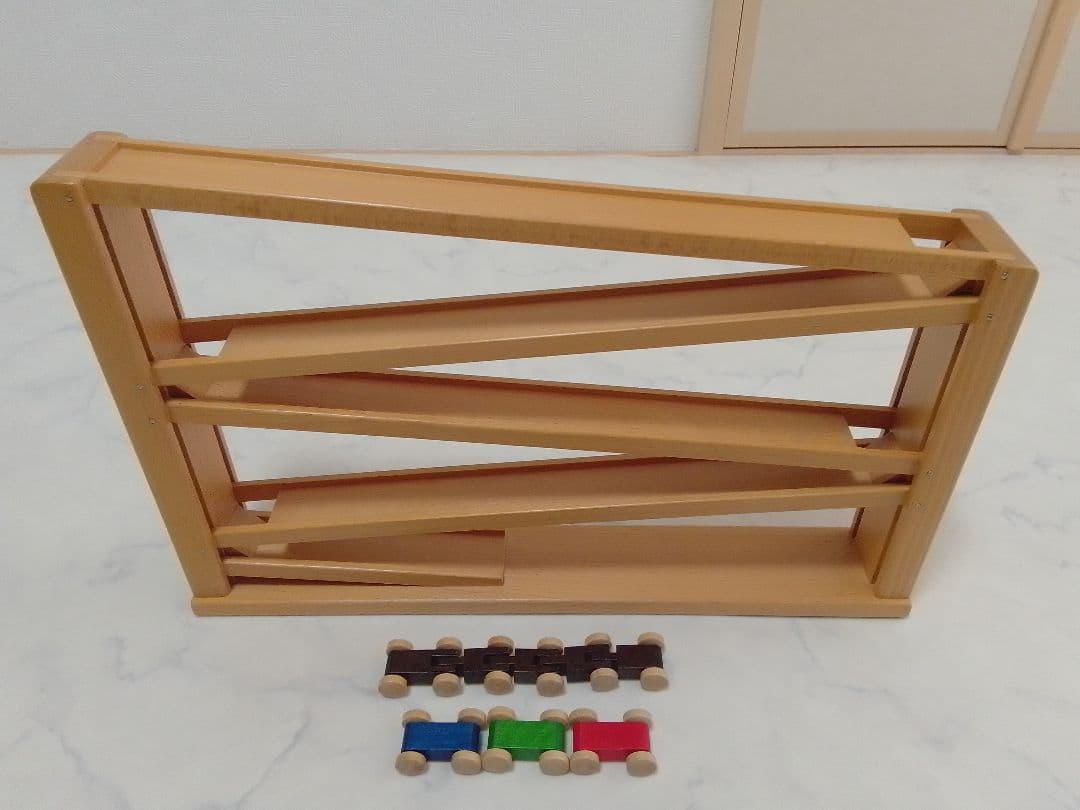 ベック社 BECK トレインカースロープ クネクネバーン 木 車 ミニカー 楽天市場】トレインカースロープ 正規輸入品 ベック社 クネクネバーン