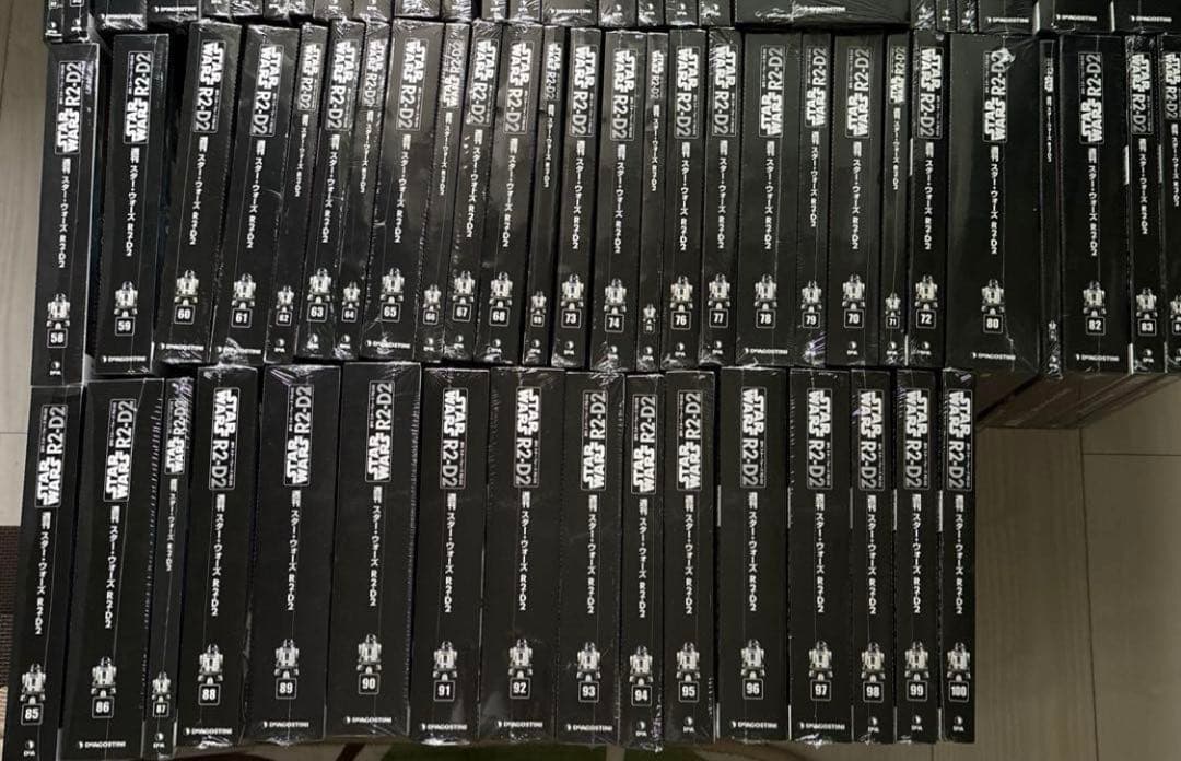 デアゴスティーニ　スターウォーズ　R2-D2 1〜100 ＋専用バインダー付き デアゴスティーニ 週刊スター・ウォーズ R2-D2 | ジャパン スター