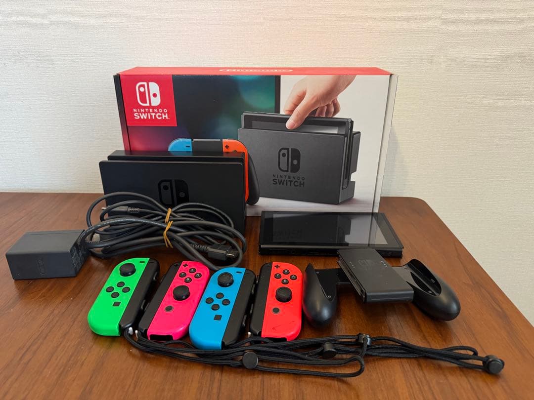 Switch Nintendo Switch 【ジョイコン不具合有】