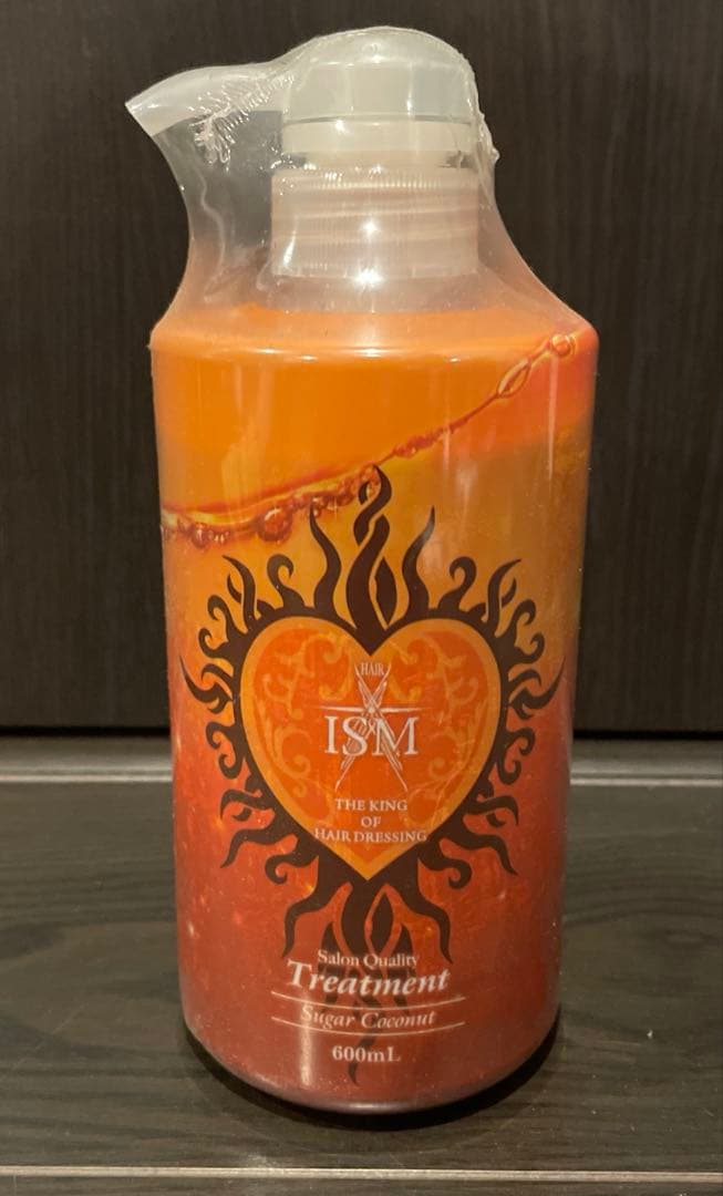 イズム　サロンクオリティー　トリートメント600ml 。