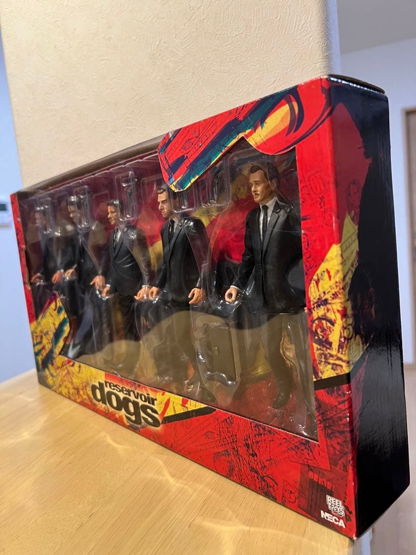 新品 レア NECA レザボア・ドッグス フィギュア BOX - メルカリ