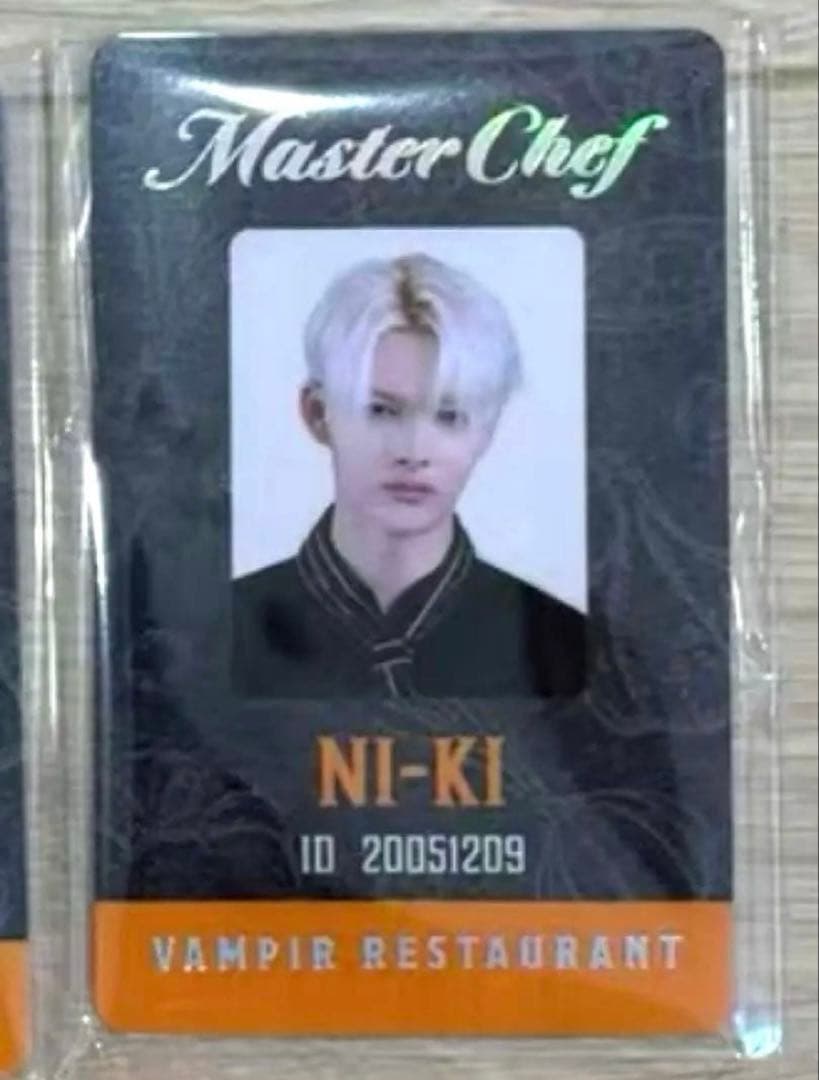 ENHYPEN WORLD ニキ ポップアップ シェフ SP PVC トレカ ENHYPEN ニキ House of vampire VIPトレカ ARフォト - メルカリ
