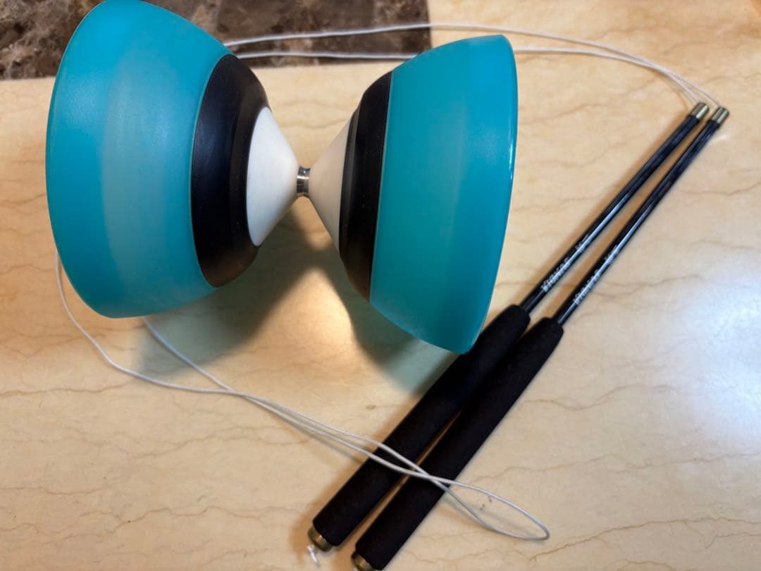 ★ディアボロセット★ エボリューションG3水色、スティックつきです。