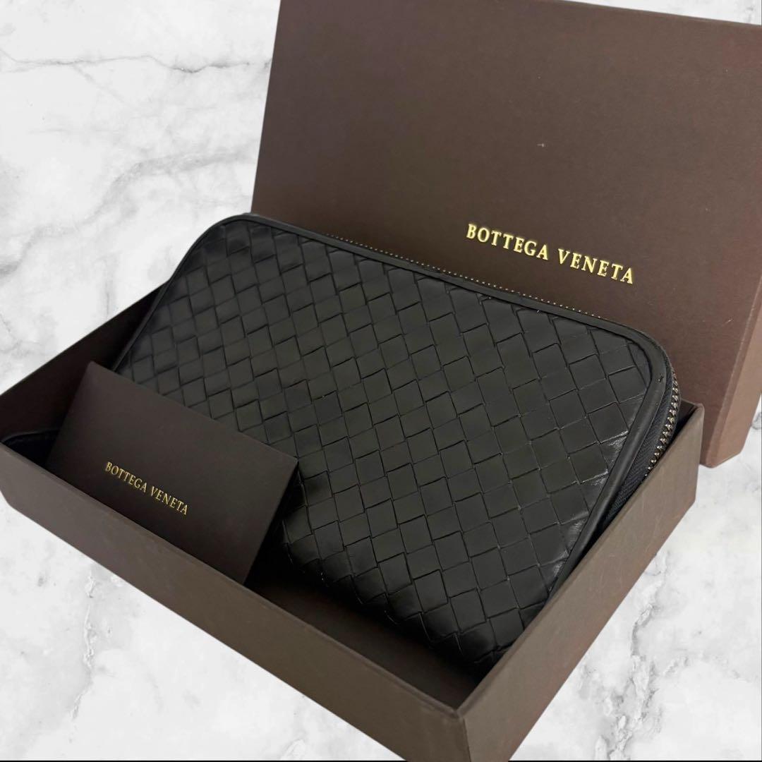美品✨ボッテガヴェネタ イントレチャート　長財布 ラウンドファスナー　ブラック