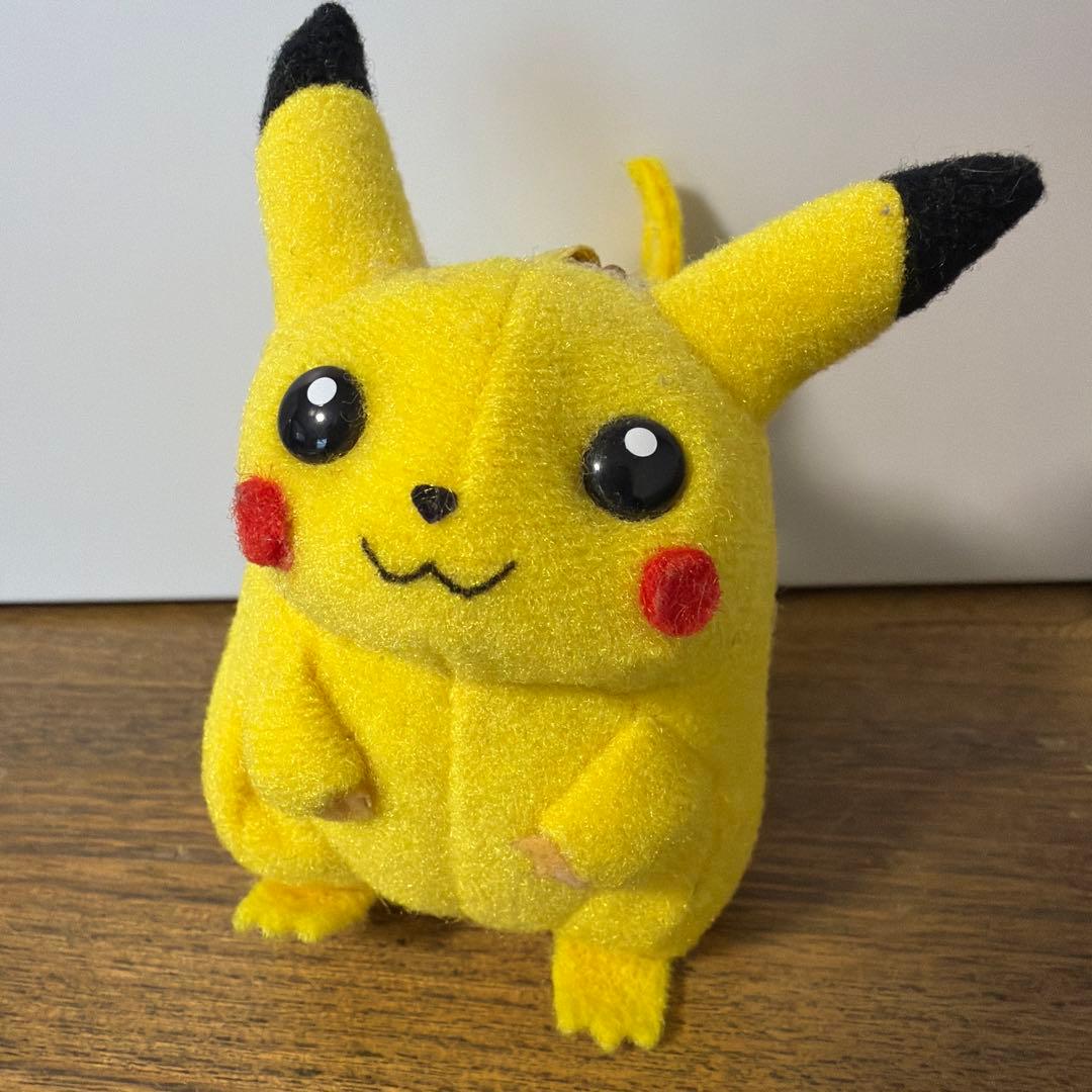 ✨レア✨初期ピカチュウ ぬいぐるみ ボールチェーン付き ポケピース／ぬいぐるみ／ ボールチェーンマスコット／ピカチュウ