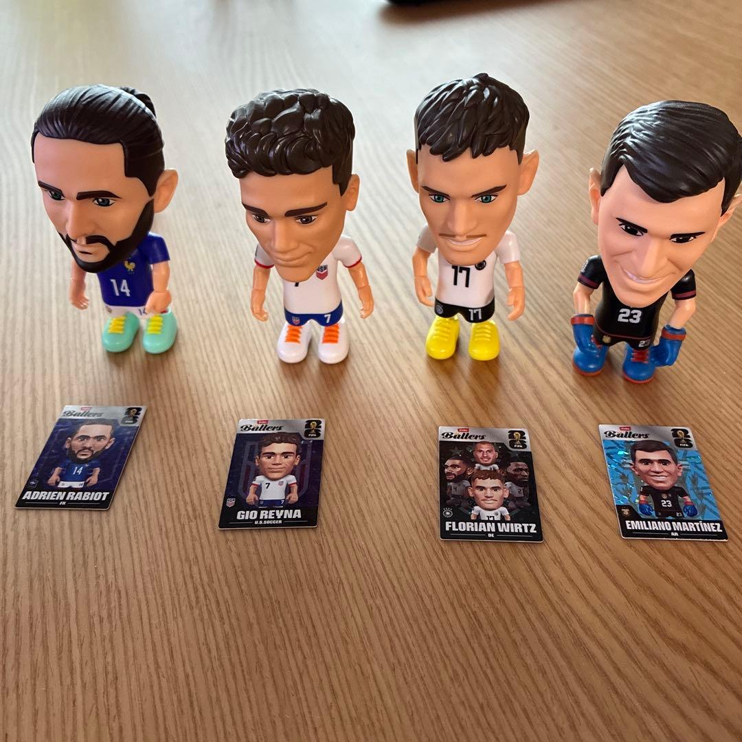 ZURU FIFA Ballers 4体セット - メルカリ