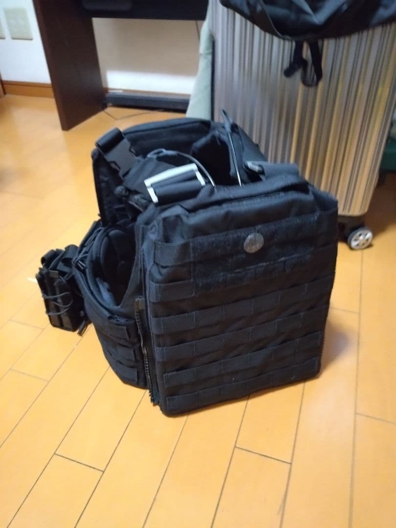 ブラックプレートキャリア MOLLE対応