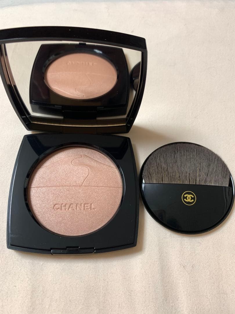 CHANEL フェイスパウダー エクラ ドゥ デゼール 限定品 エクラ ドゥ デゼール / CHANELの口コミ | おすすめ順 | 34件 | LIPS