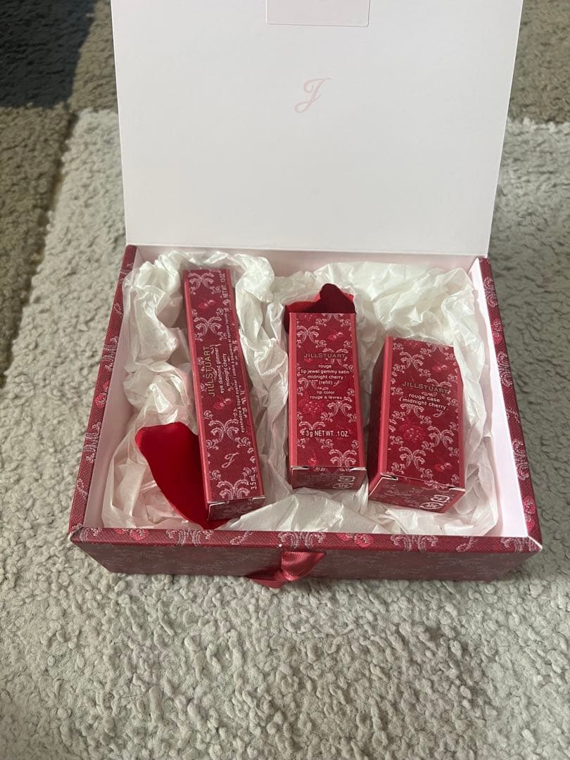 ミッドナイトチェリー　アイライナー　リップ