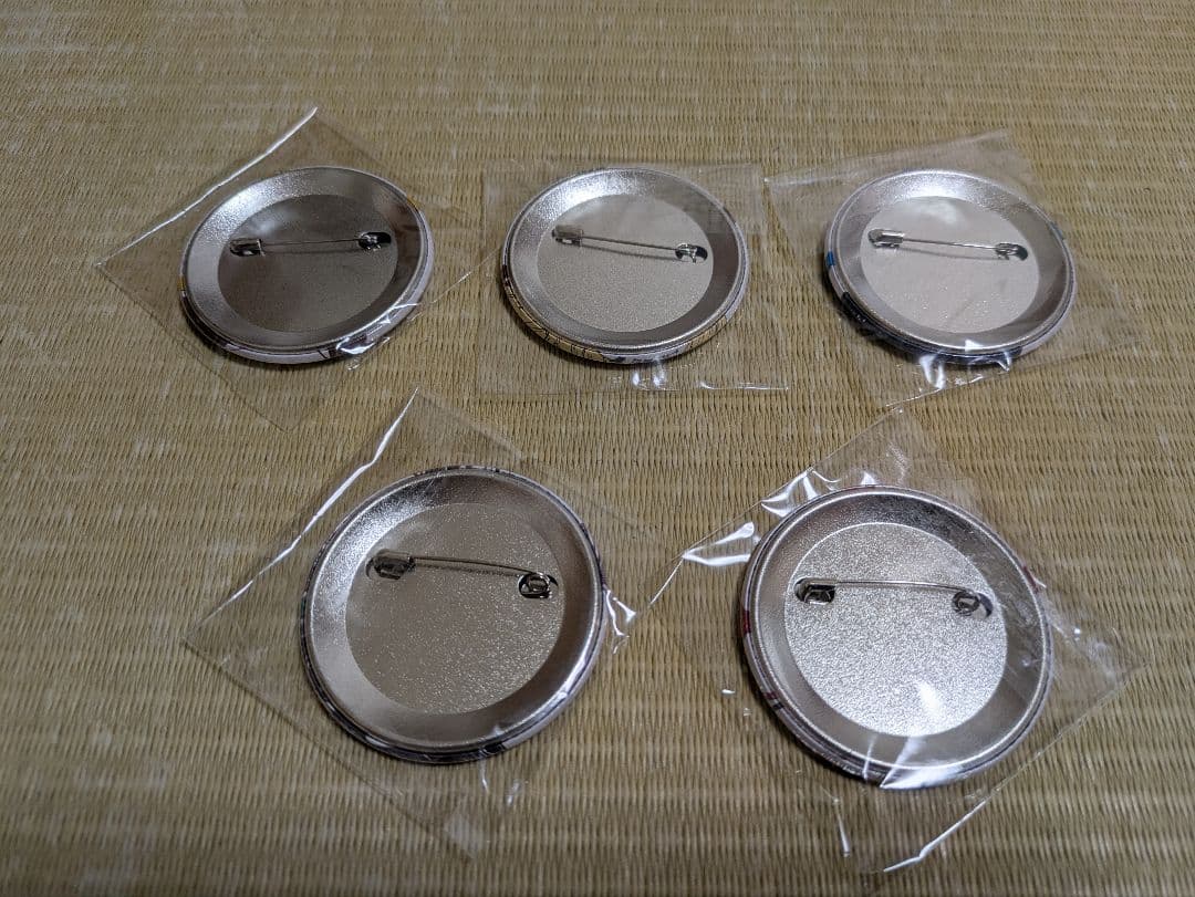 SAKAMOTO DAYS 12巻 大判 缶 バッジ 貴重 - メルカリ