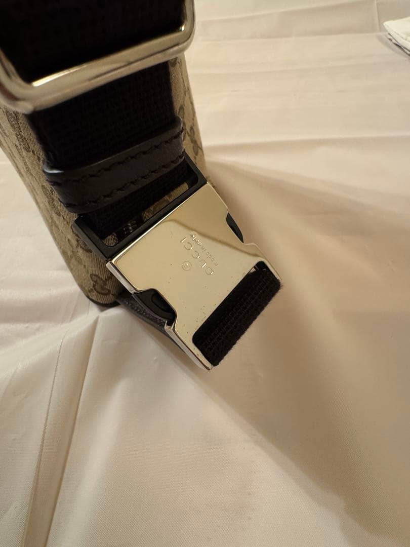 値引しました】⭐︎美品⭐︎GUCCI ボディバッグ キャンバス 630915