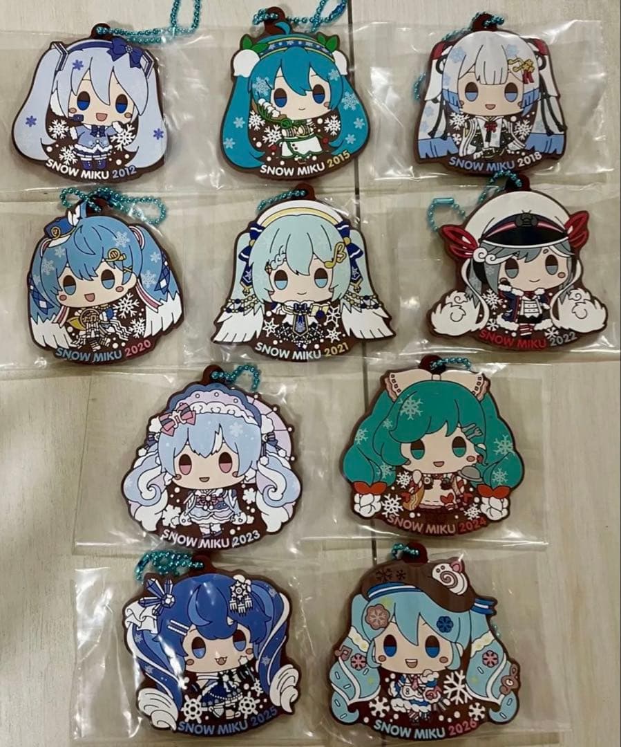 一番くじ雪ミク R賞 ラバーチャーム 10種 - メルカリ