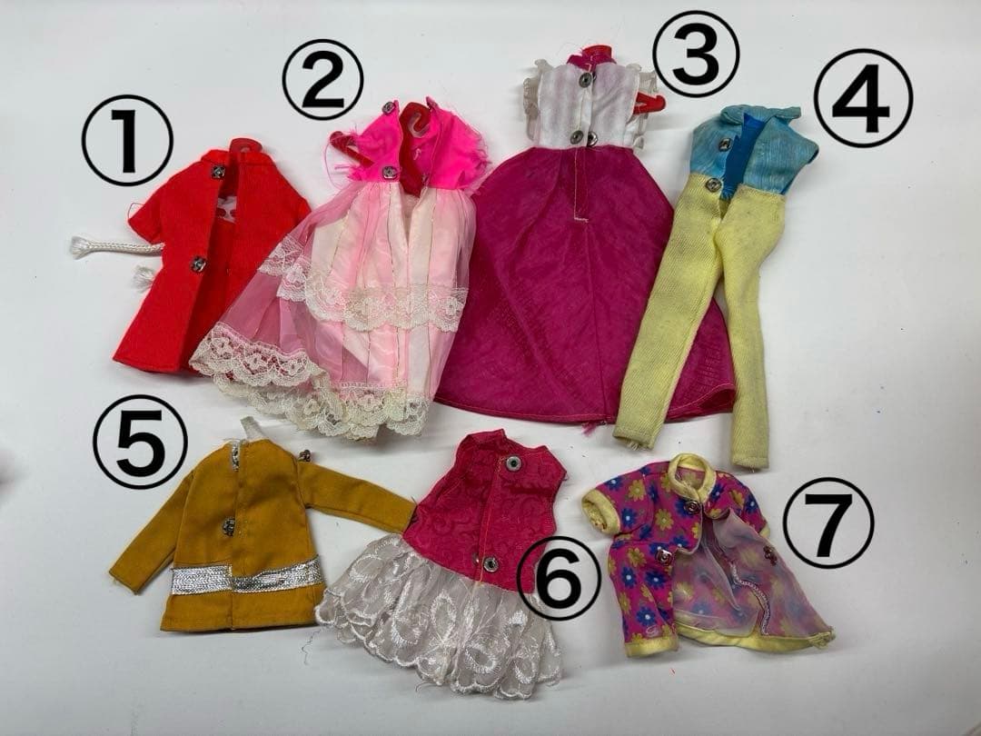 4代目リカちゃん 人形 服 タンス 昭和レトロ 人形家具 洋服 9点セット