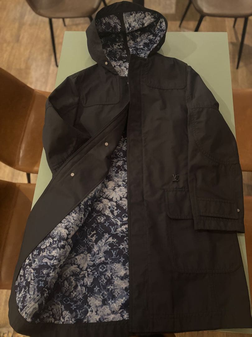 本当限定❗️超希少！ルイヴィトン　コート　裏地　モノグラムタペストリー　極美品 LAP(ラップ) Louis Vuitton(ルイヴィトン) コート(レディース