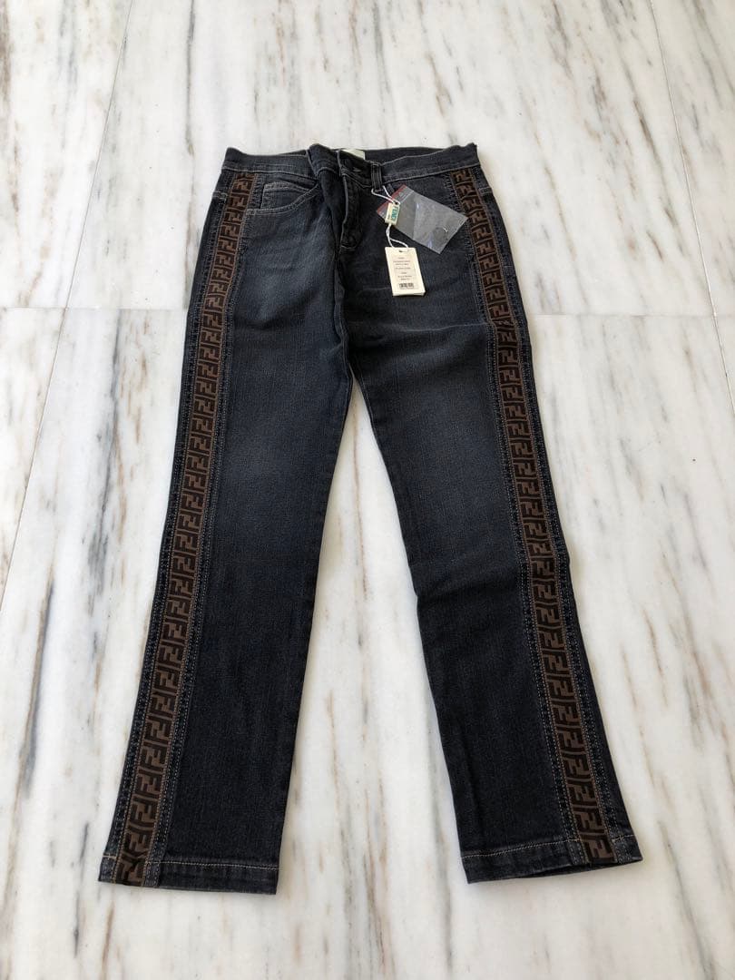 Fendi ロゴテープ付き長ズボン