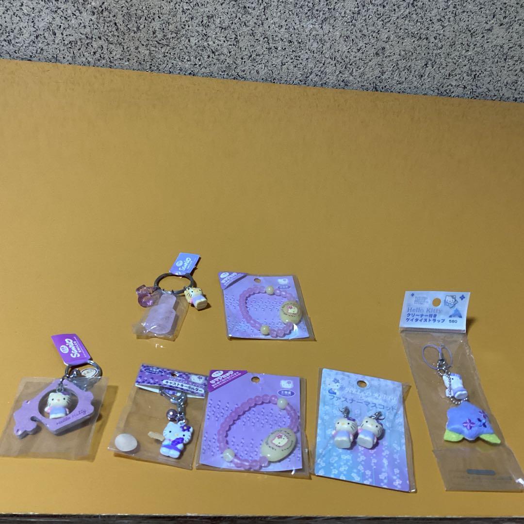 2514 ハローキティ✖️北海道ラベンダーストラップ
