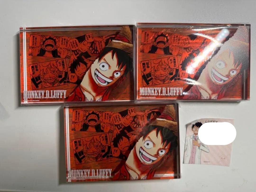 ONEPIECE ワンピース　アクリルブロック　HEROES ルフィ