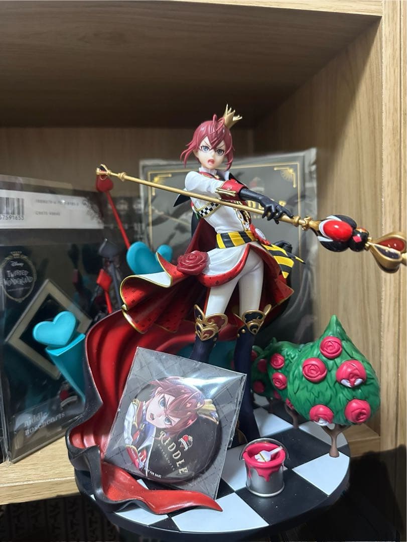 ツイステ リドル フィギュア特典付き