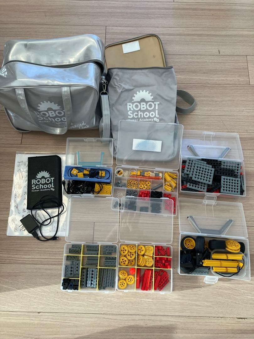 ROBOT School 組み立てキット Amazon.co.jp: ロボット組み立てキット : おもちゃ