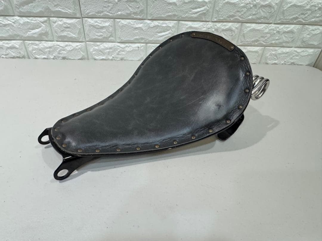 純正　OP スポーツスター　ハーレー　XL1200 ソロ　サドル　シート　883