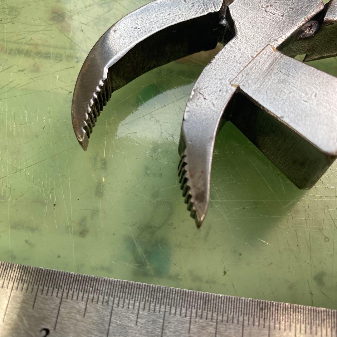 日本製ワニ靴作る道具