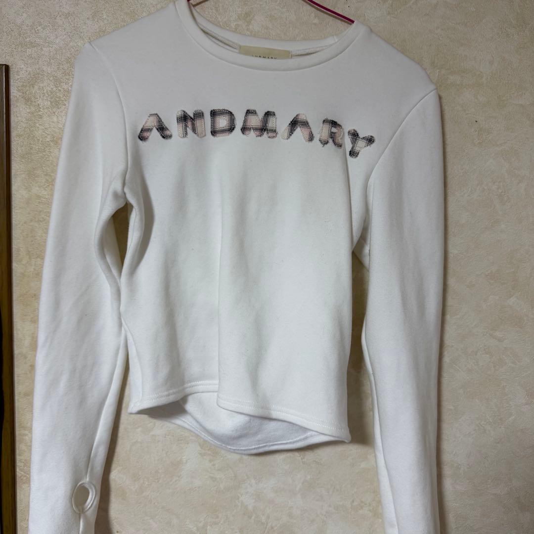 andmary Mary logo pattern tops white - メルカリ