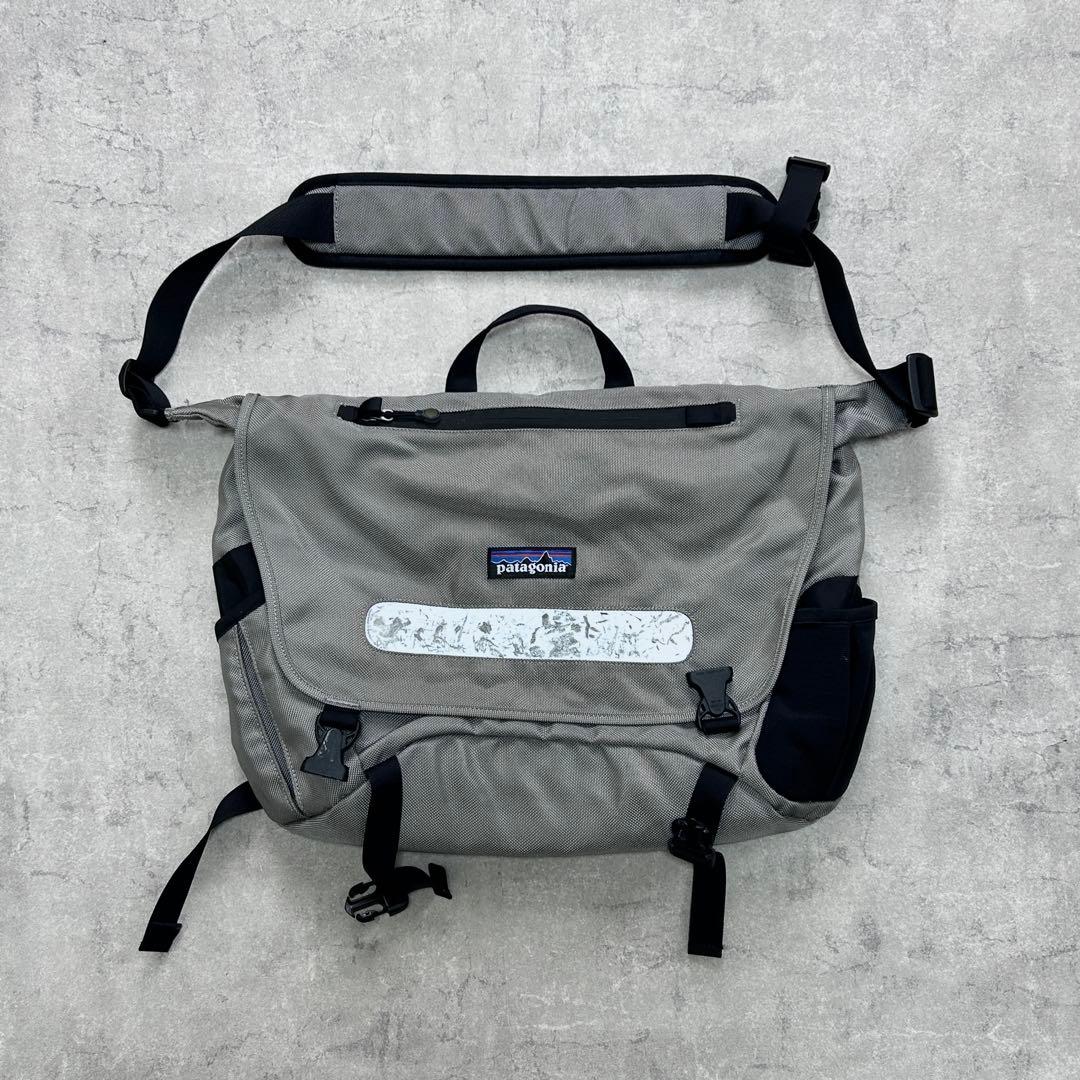 バッグ Patagonia Half Mass messenger bag gray
