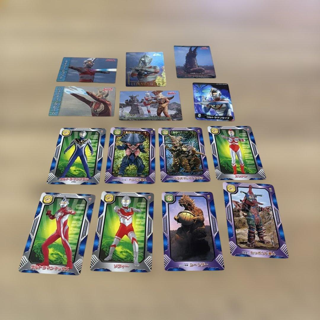 ウルトラマンカード色々14枚 - メルカリ