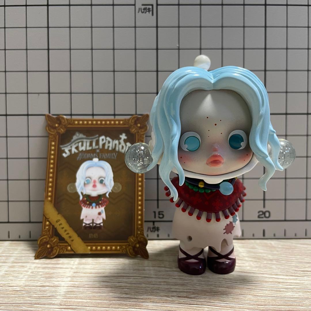 美品】 ポップマート スカルパンダ×アダムスファミリー コンプリート