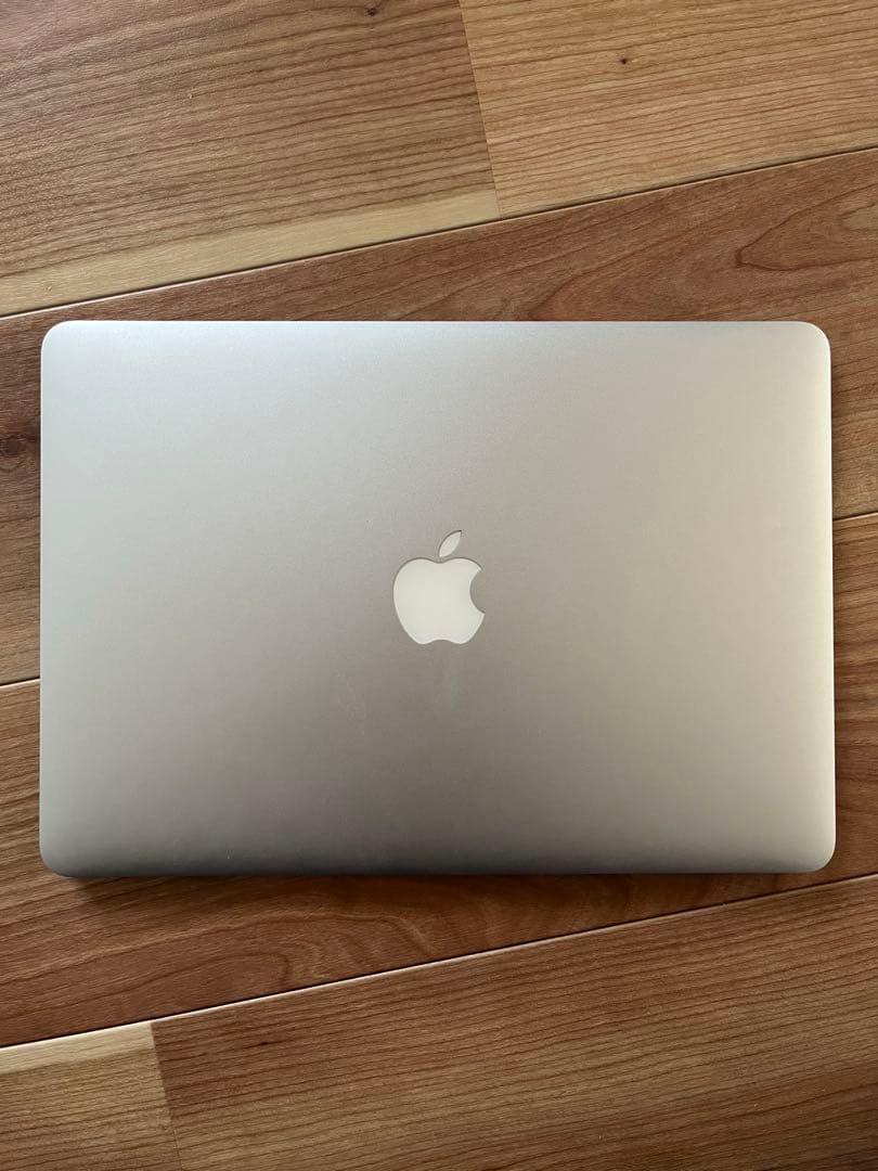 美品 MacBook Air 128GB 13インチ 2017年 付属品付き