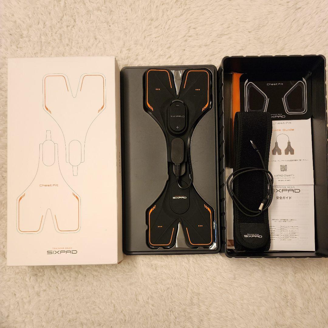 ☆美品★ シックスパッド チェストフィット　充電式　SIXPAD