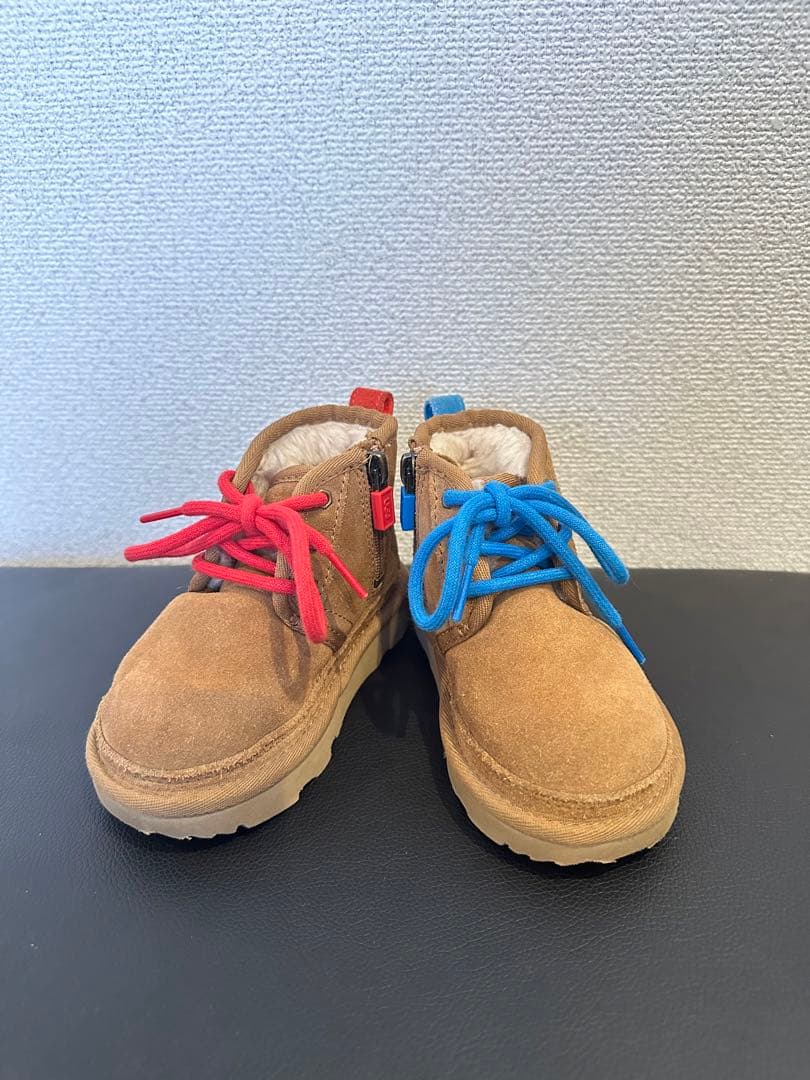 UGGキッズムートン14.5cm/チェスナット/限定セサミストリートコラボ