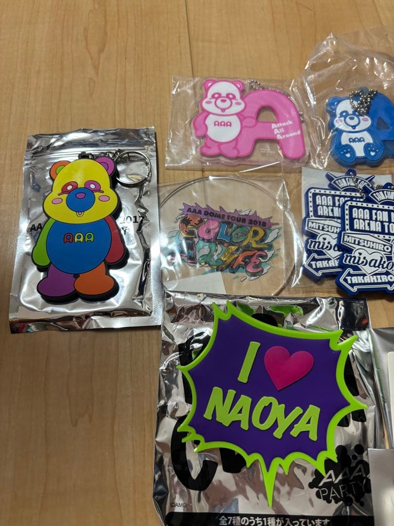 AAAグッズまとめ売り - メルカリ