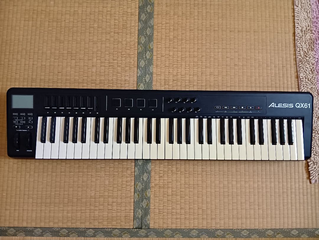 ALESIS QX61 MIDIキーボード