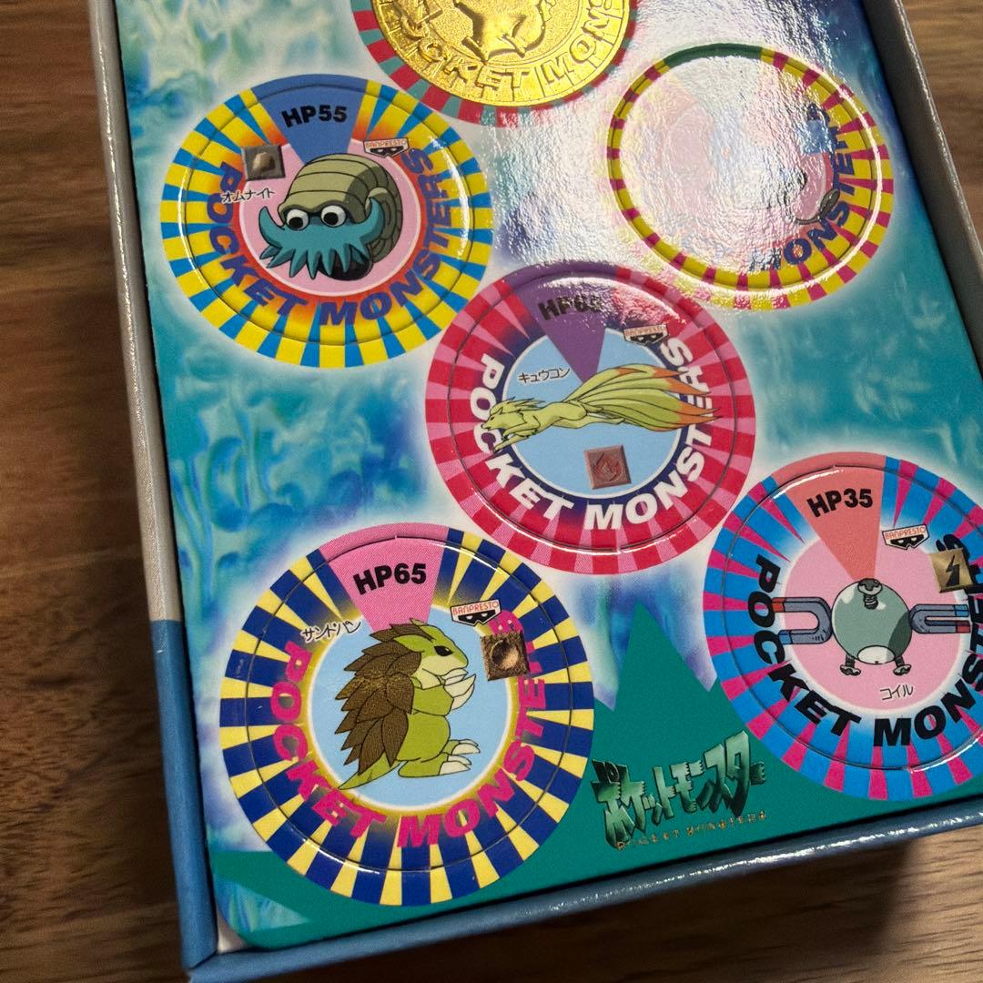 ポケモン バトルチップNEO レア 金 ピカチュウ チップ バンプレスト