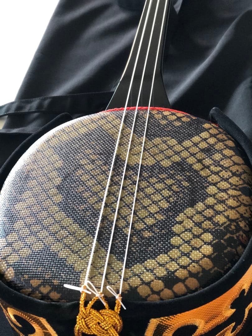 新品！チューナー付きミニ三線