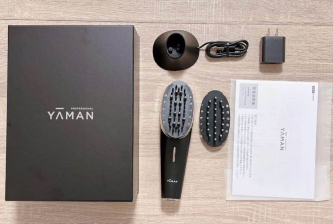 さらにお値下げしました！ヴェーダ　スカルプブラシBS for Salon