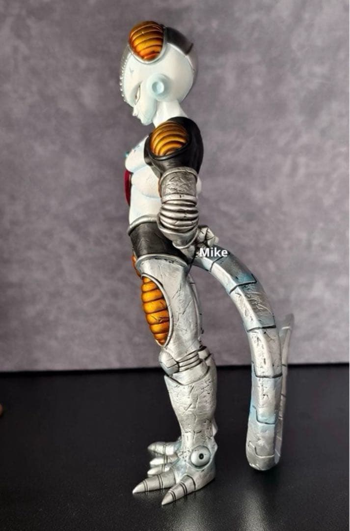 ドラゴンボールガレージキット ガレキ メカフリーザ スタチュー