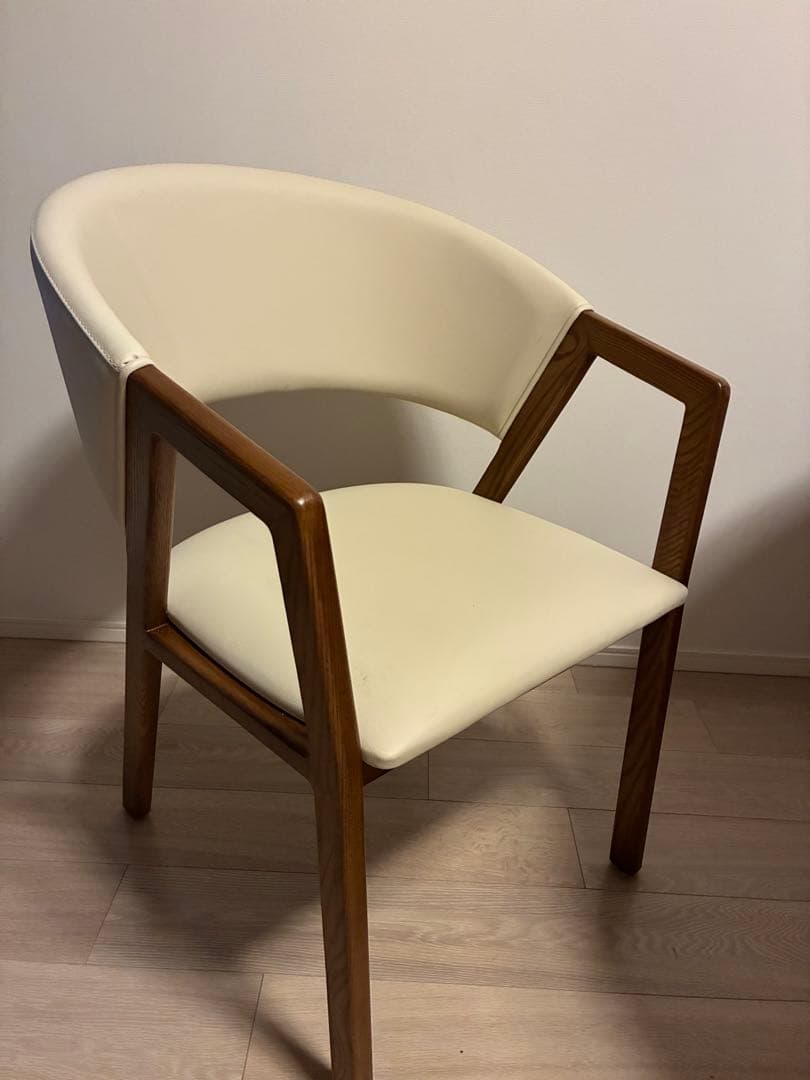 ジャミラ　Armonia チェア