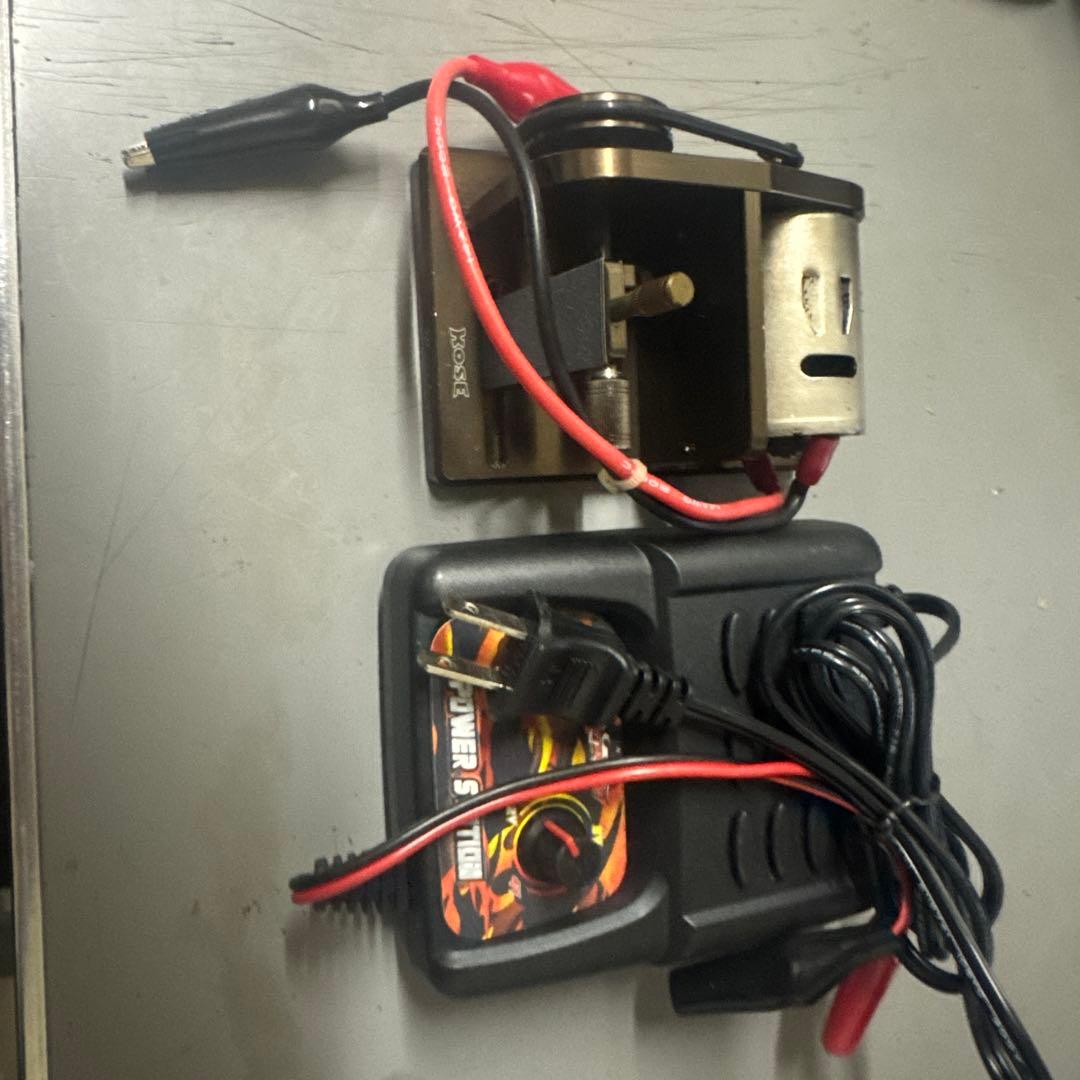 ラジコン用モーター ベルト駆動 DC電源　タイヤセッター