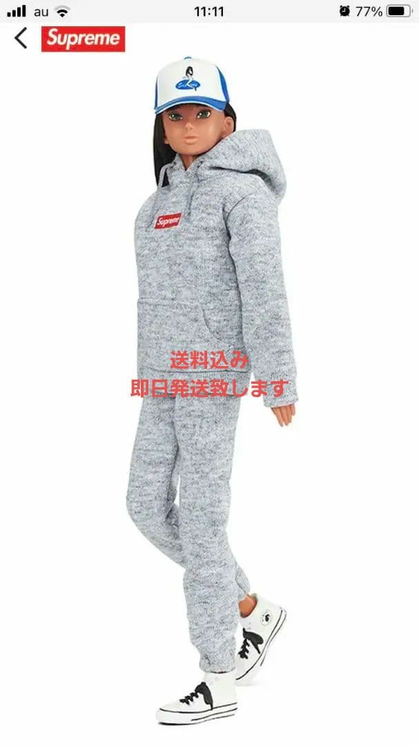 Supreme  momoko DOLL　モモコドール