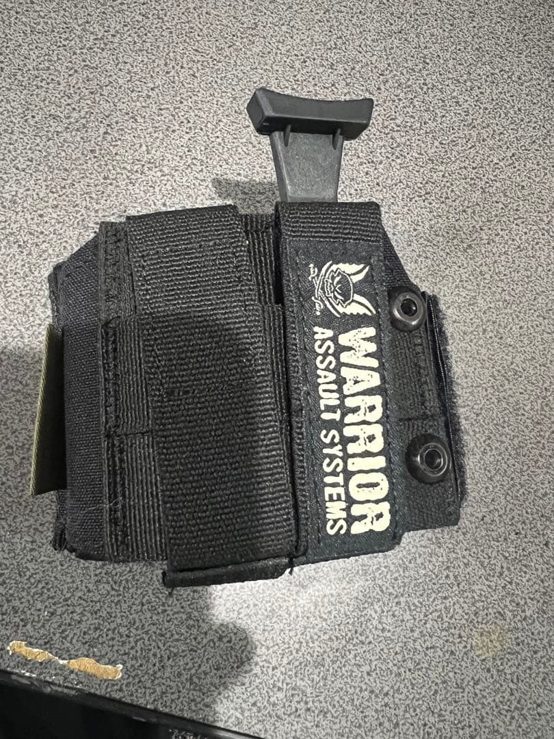 Warrior WARRIOR ASSAULT SYSTEMS ホルスター ブラック右用実物