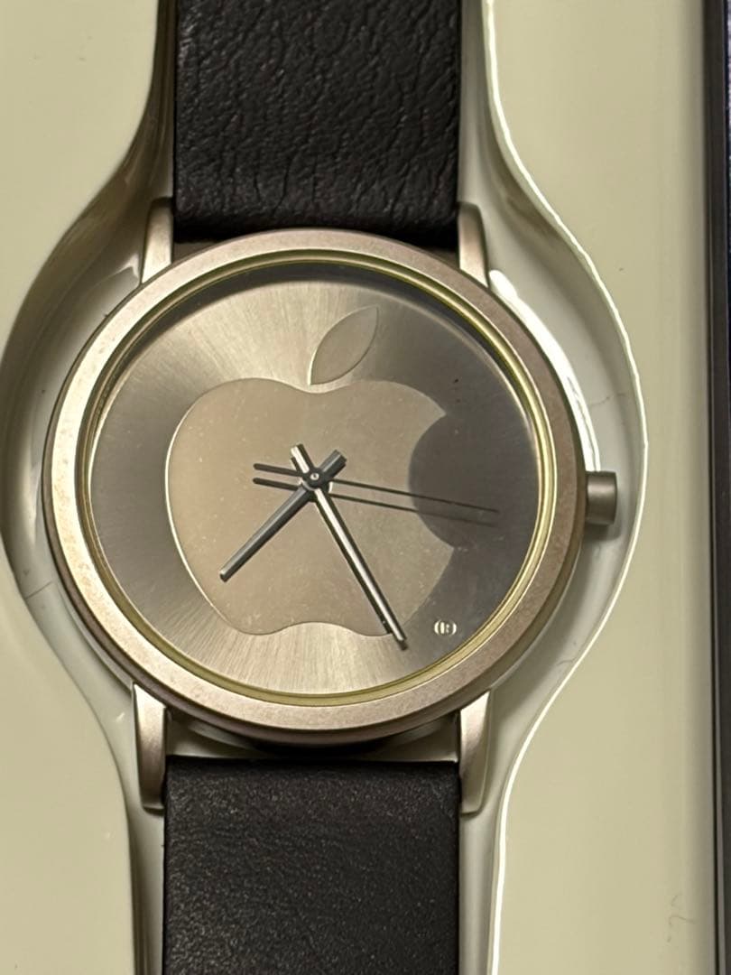 【未使用　要修理】Apple ロゴ 腕時計 クォーツ　セイコー製